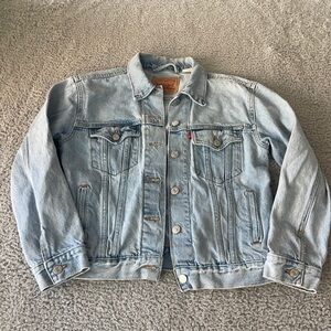 Levis Jacket Women XS Denim Blue Jean Coat Faded Light Wash size S